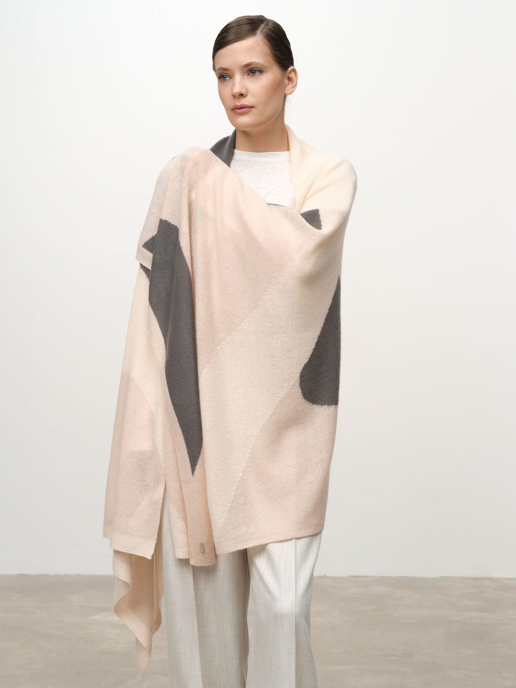 Палантин из кашемира 09043 жасмин-кремовый