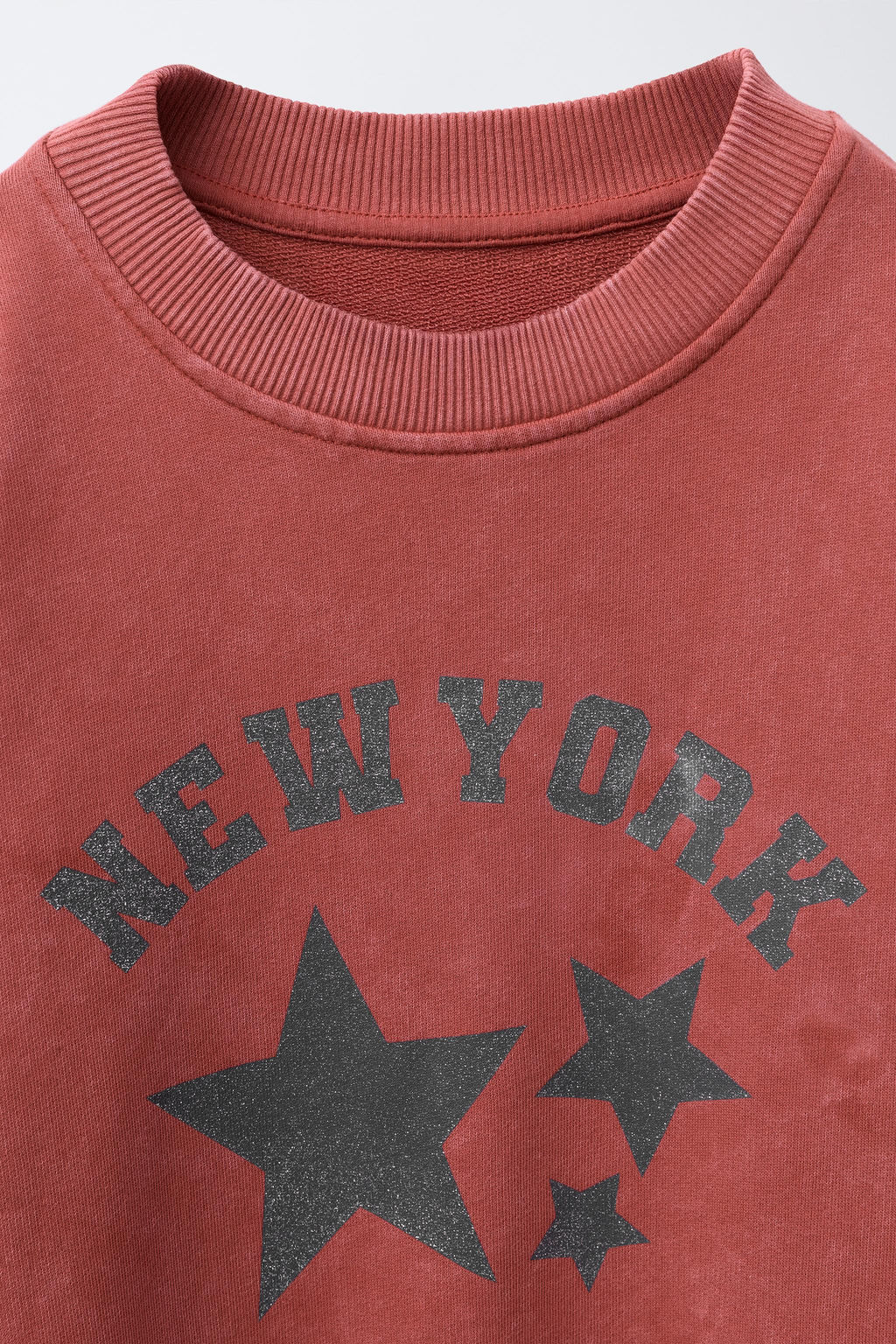 WASHED EFFECT SWEATSHIRT WITH SHINY STARS - Zara фото 3