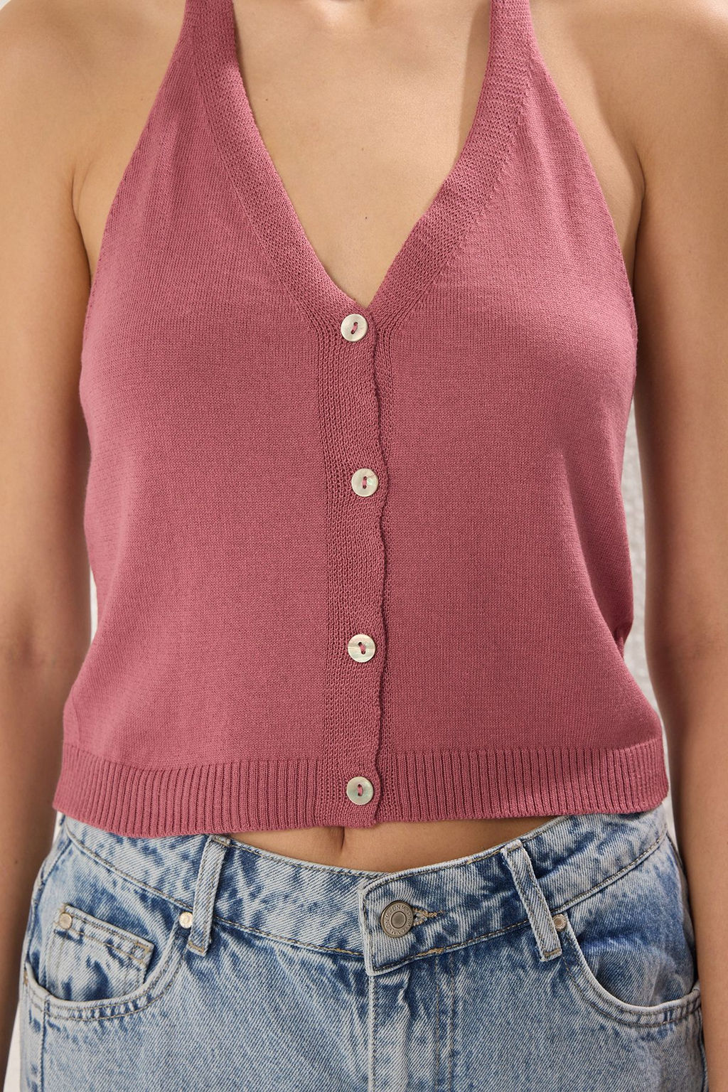 Trendyolmilla Gul Kurusu Crop Pamuklu Boyundan Baglamal? Triko Ince Bluz TWOSS25BZ00361