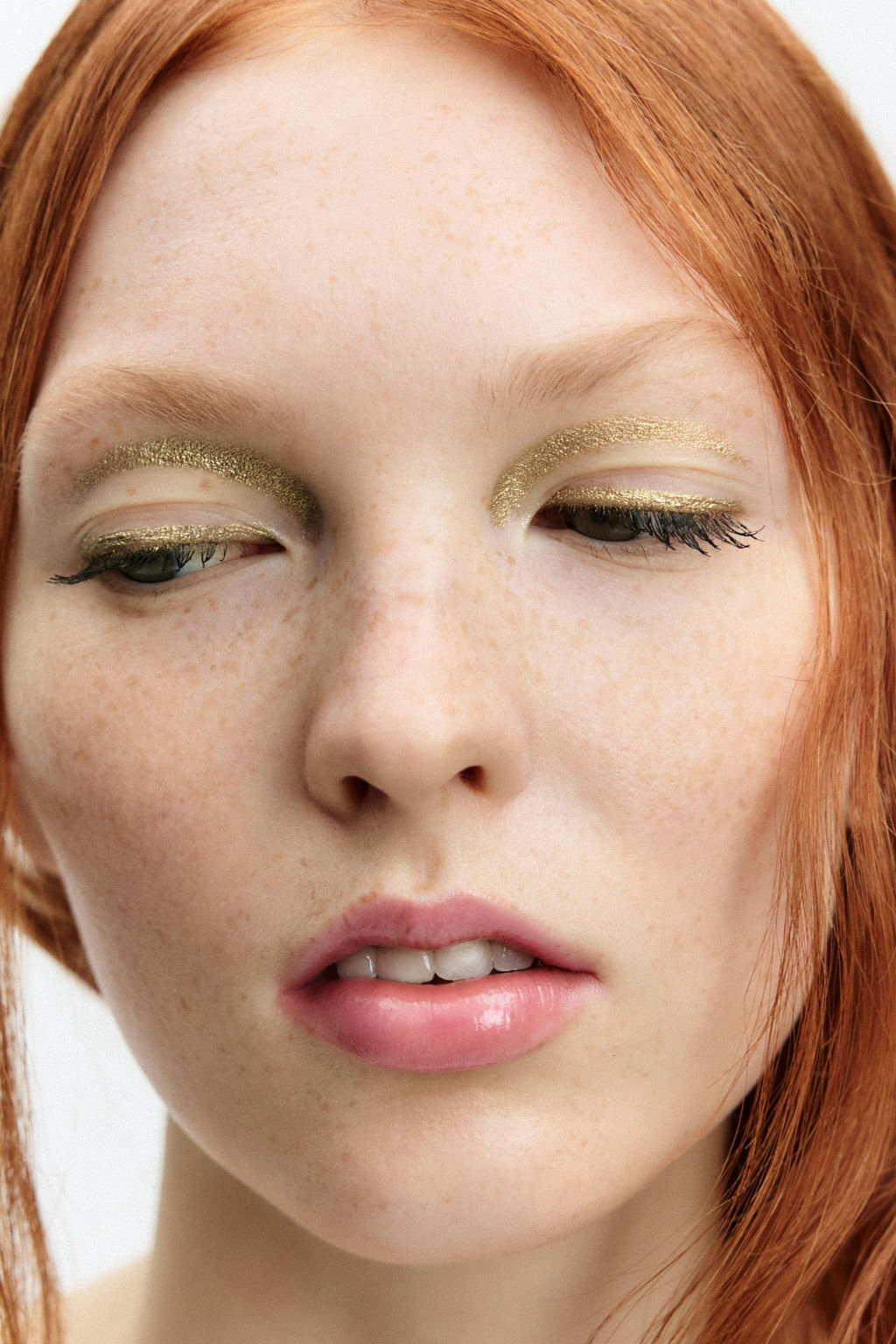 METALLIC GEL LINER - Zara фото 2