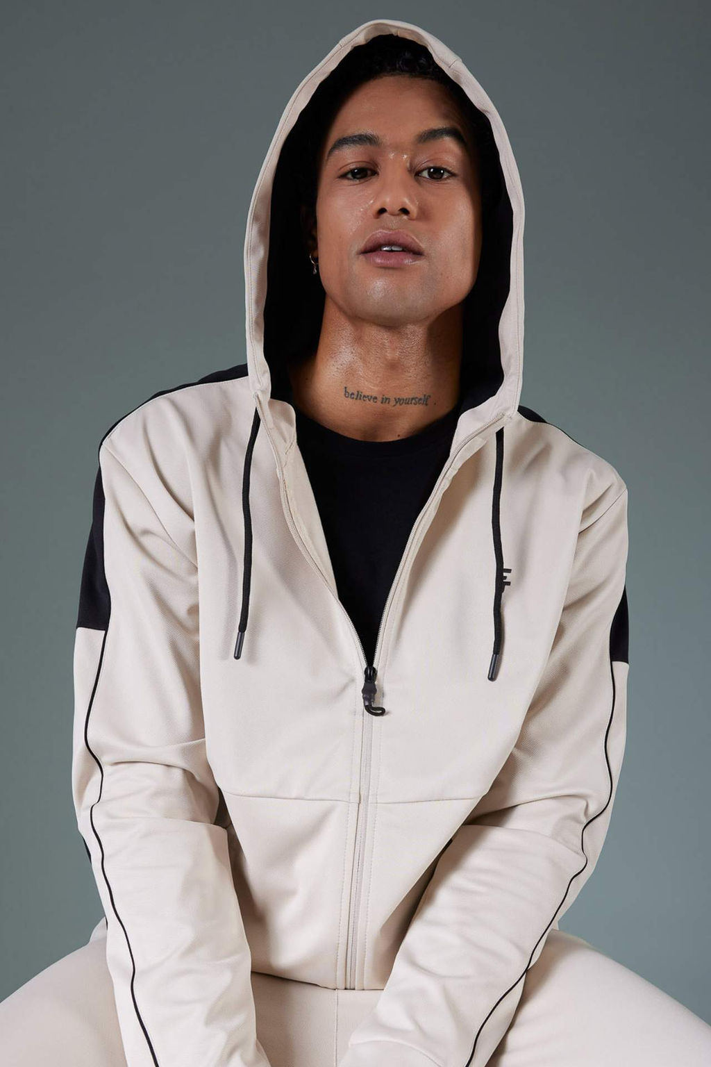 DeFactoFit Standart Fit Normal Kesim Skuba Dalg?c Kumas Kapusonlu Fermuarl? Sweatshirt  фото 2