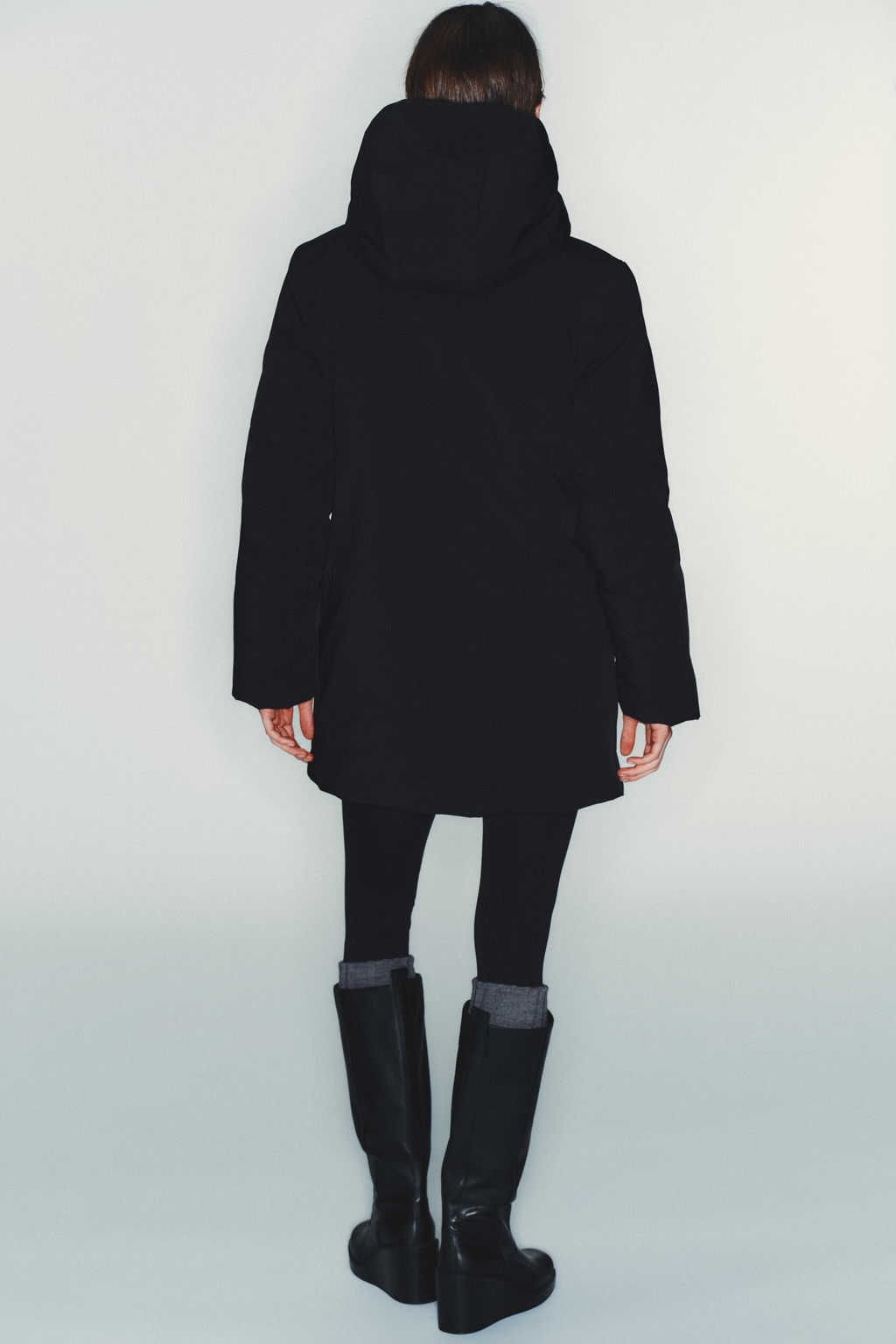 WATER-REPELLENT AND WINDPROOF PUFFER JACKET WITH HOODIE - Zara фото 3