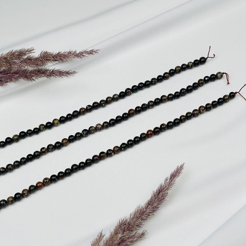 Бусины для украшений из камня Биотит (60 бусин)