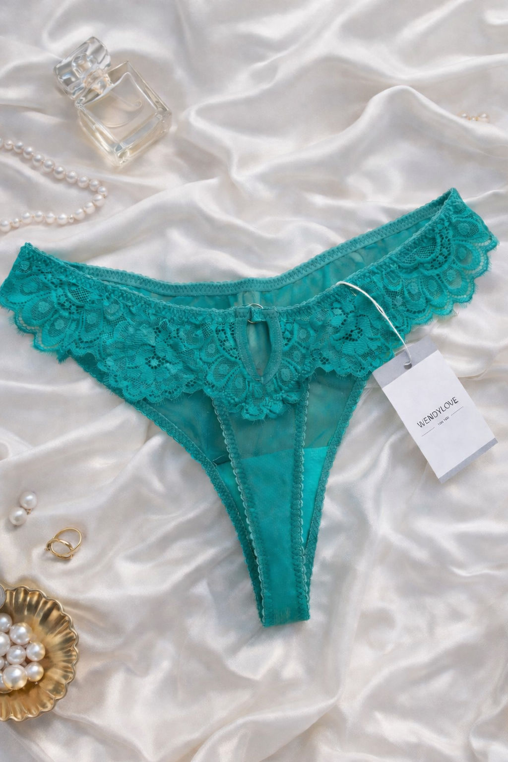 D0115 ЗЕЛЕНЫЕ ТРУСЫ