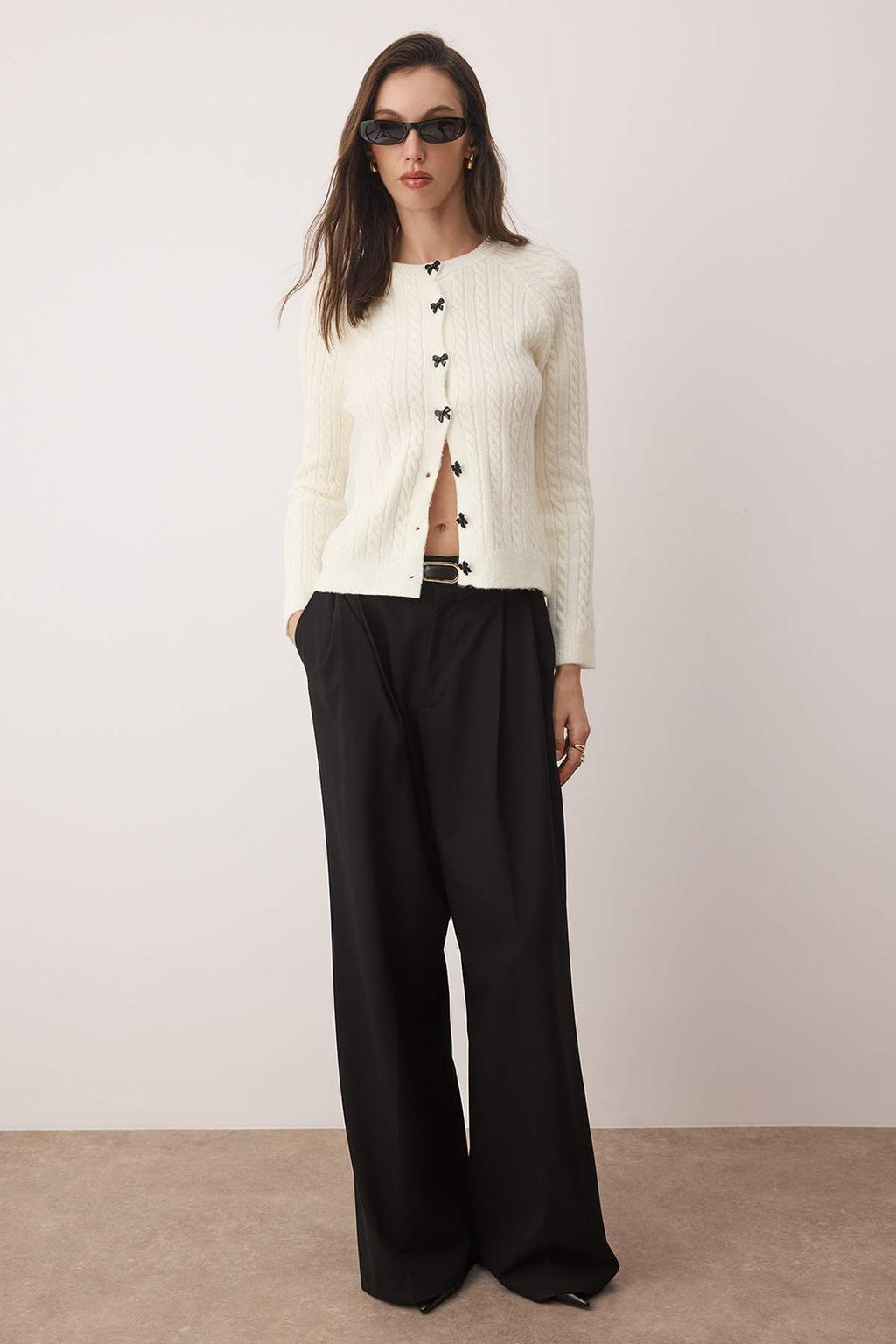 Ekru Yumusak Dokulu Kurdele Dugmeli Triko H?rka TWOAW26HI00167 - Trendyolmilla фото 2