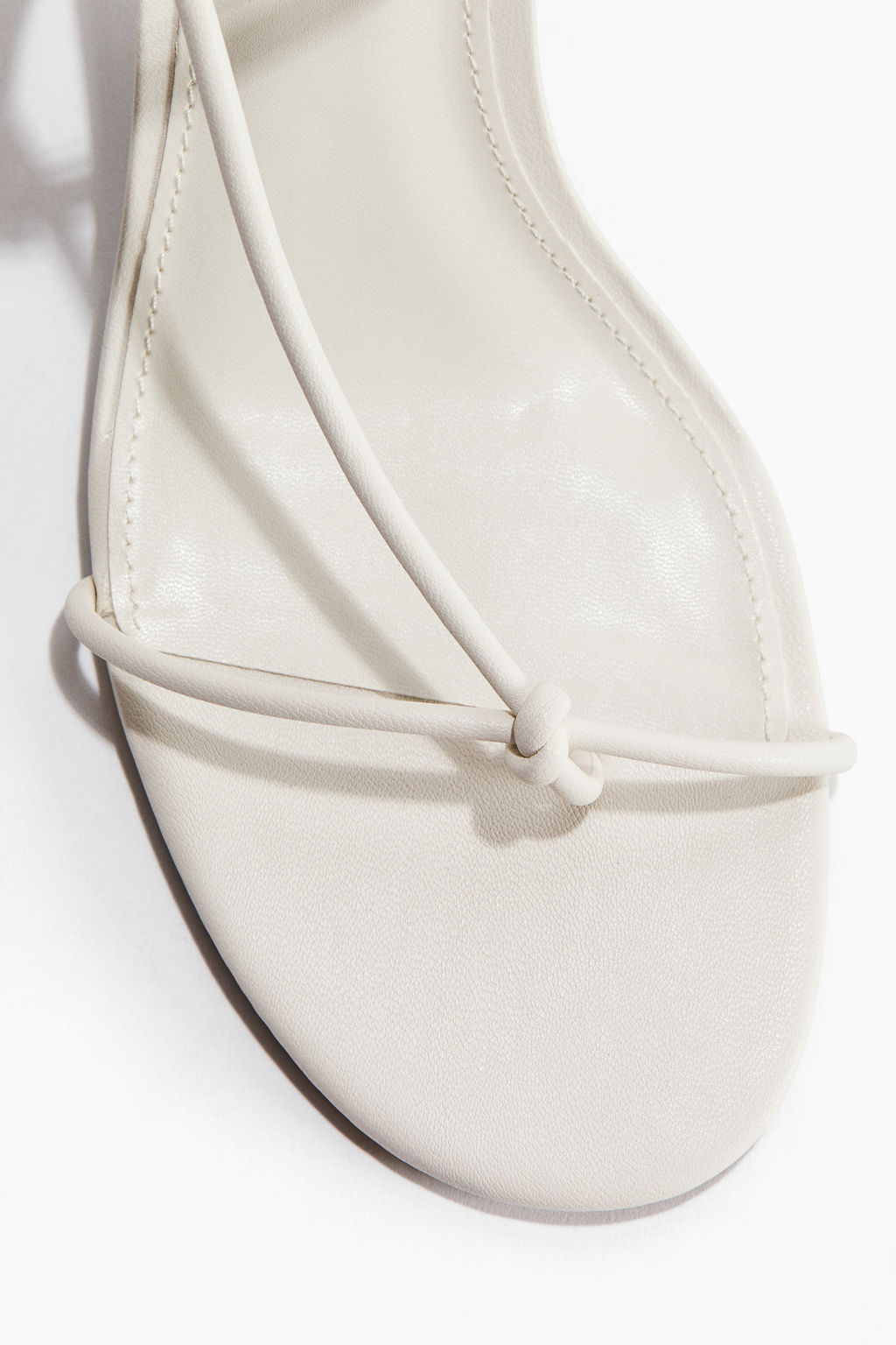 Sandalias de tac?n con tiras finas - H&m фото 6