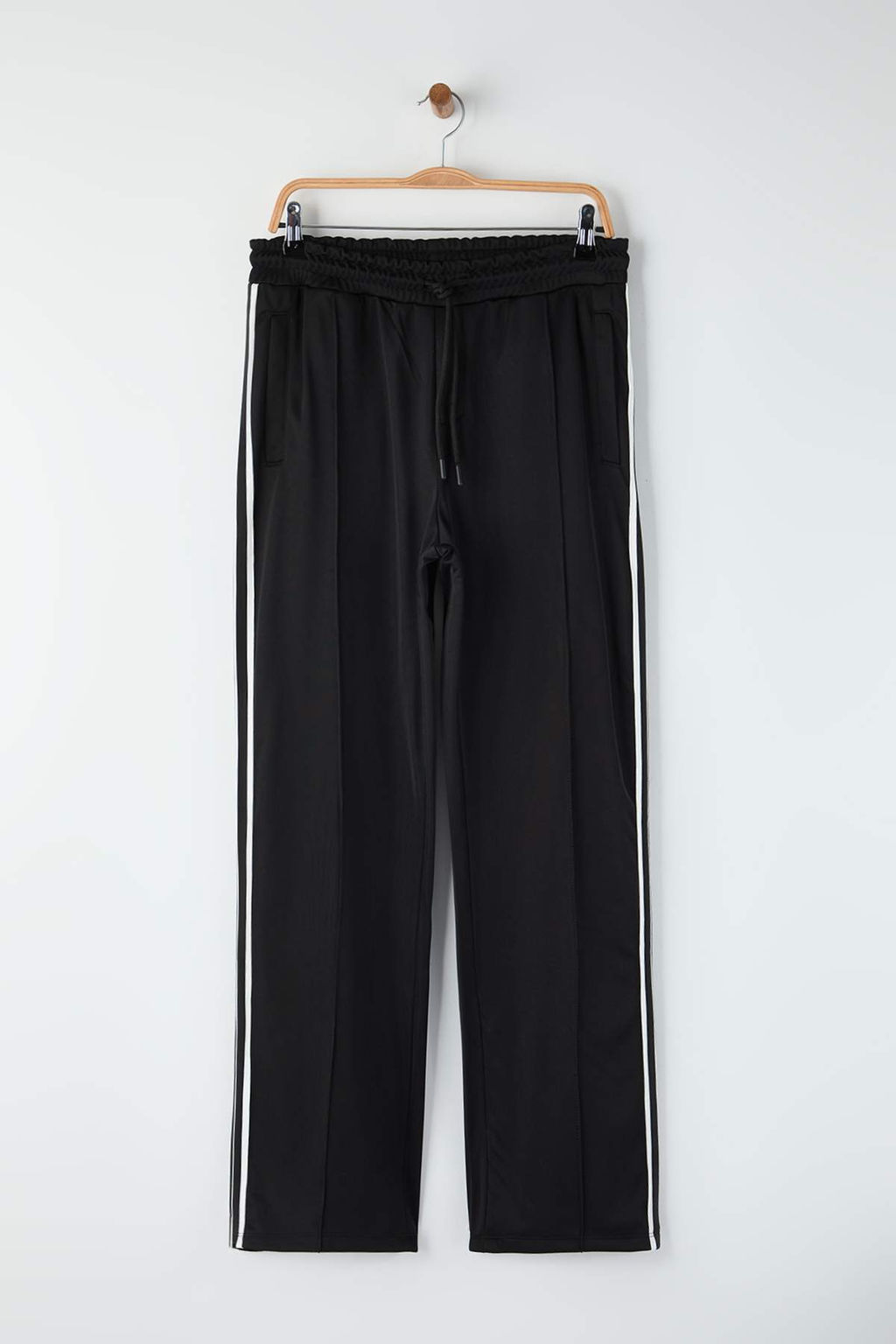 Siyah Straight Fit Dikis Detayl? Esofman Alt? TMNAW26EA00007