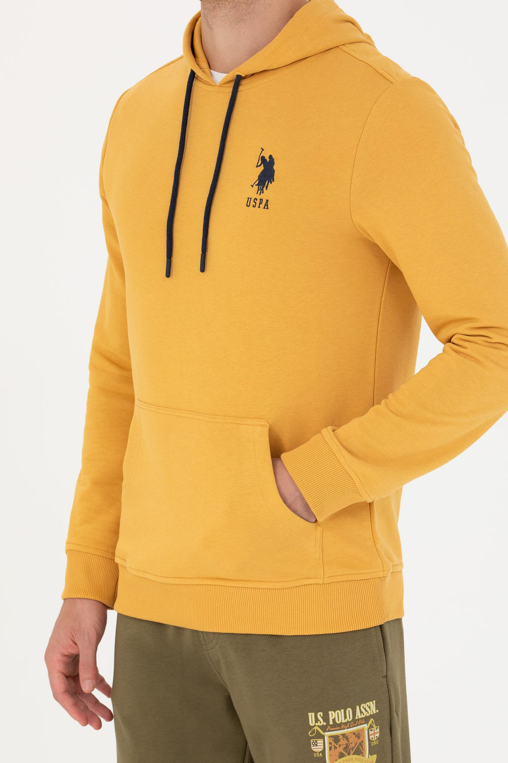 Мужской горчичный базовый свитшот Неожиданная скидка в корзине - U.s. polo assn фото 13
