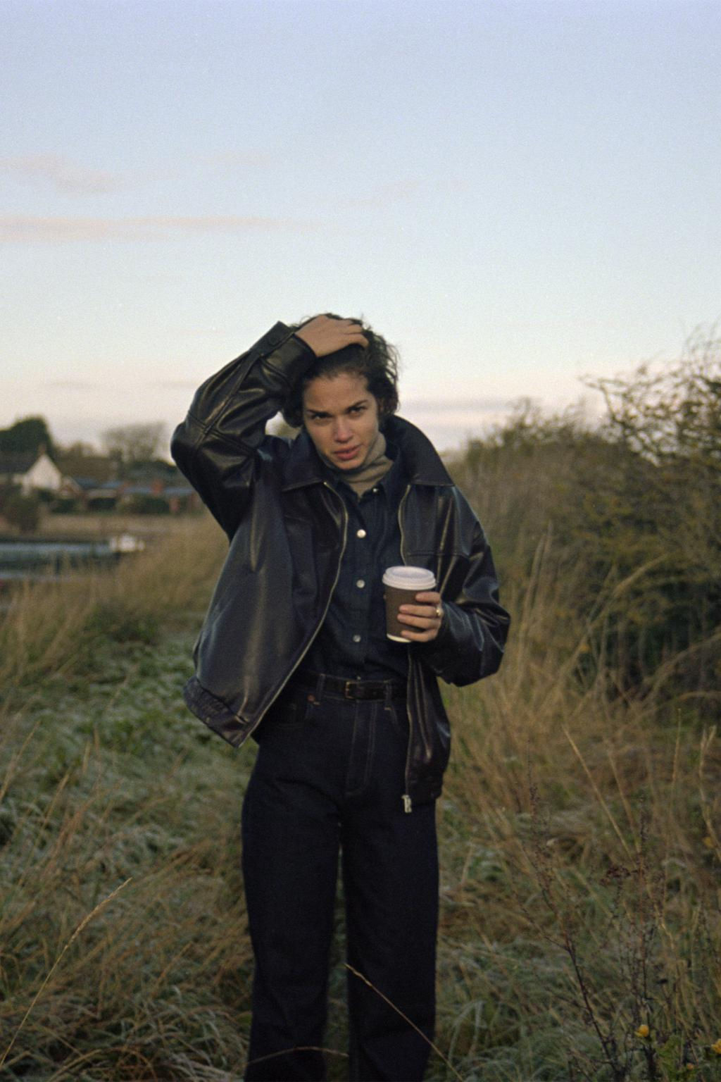 JEANS TRF STRAIGHT COMFORT HIGH WAIST - Zara фото 3