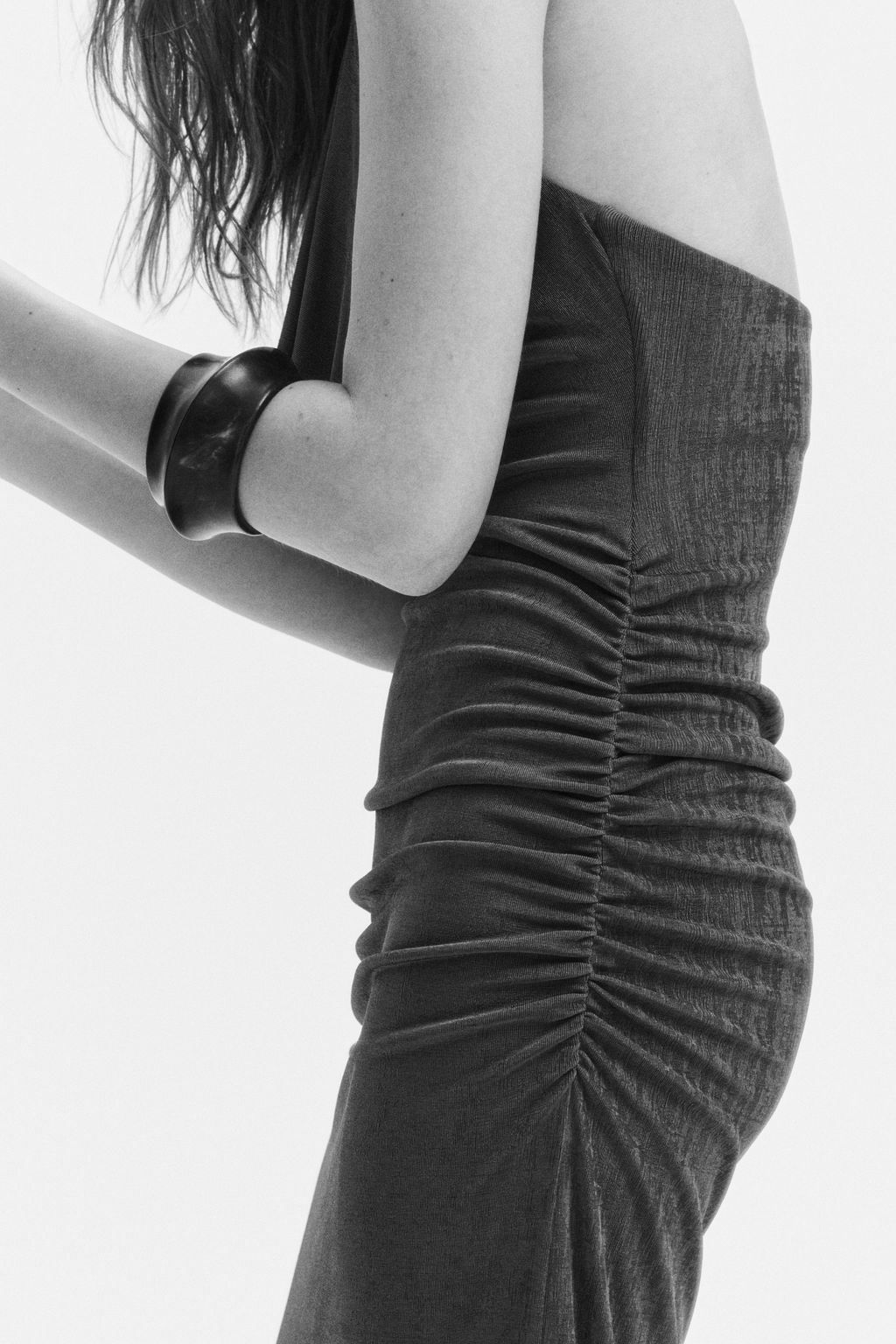 Vestido halter con escote drapeado - H&m фото 3