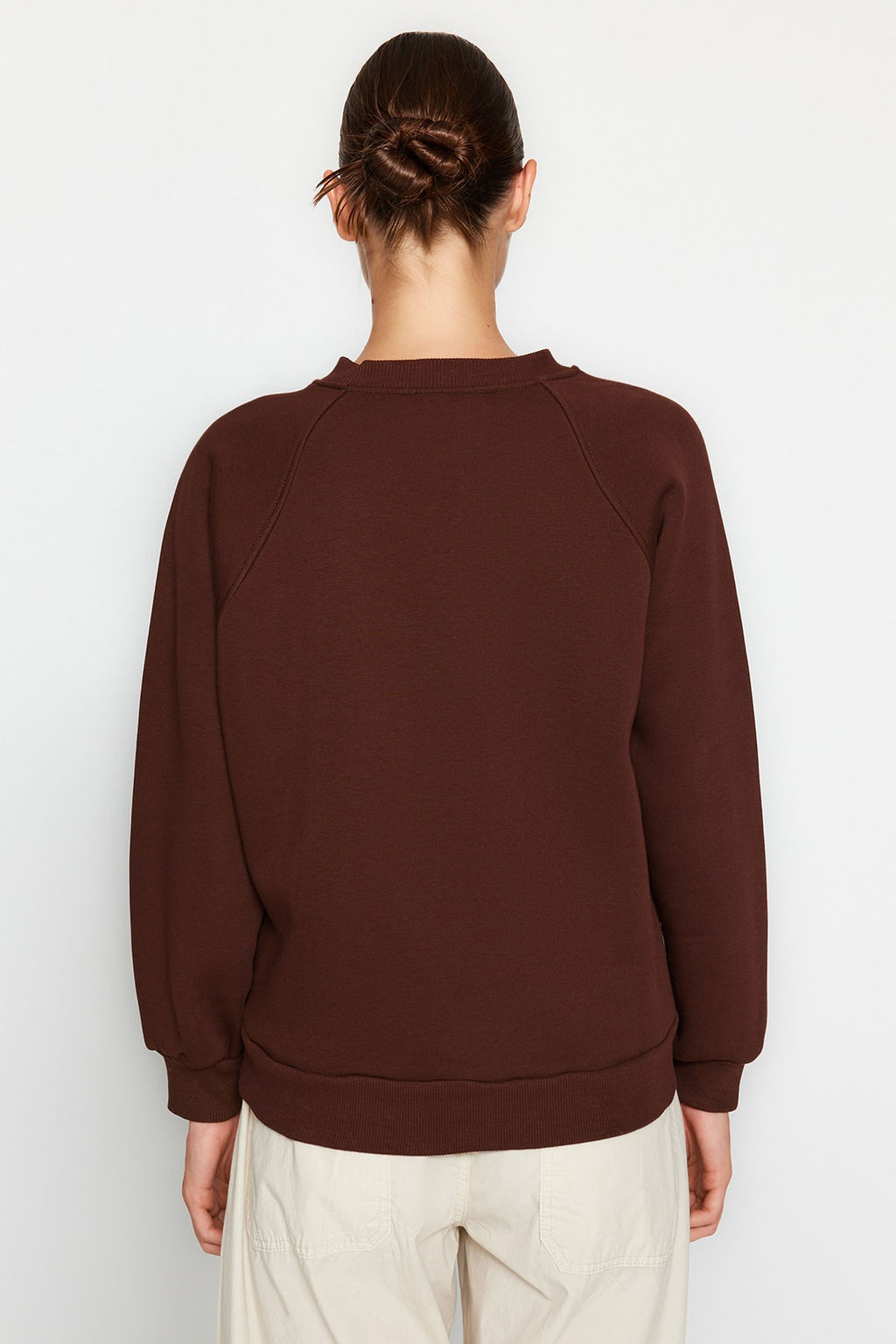 TRENDYOLMILLA Bordo Relaxed/Rahat Kal?p Basic Reglan Kol Bisiklet Yaka Orme Sweatshirt TWOAW24SW00104 фото 18