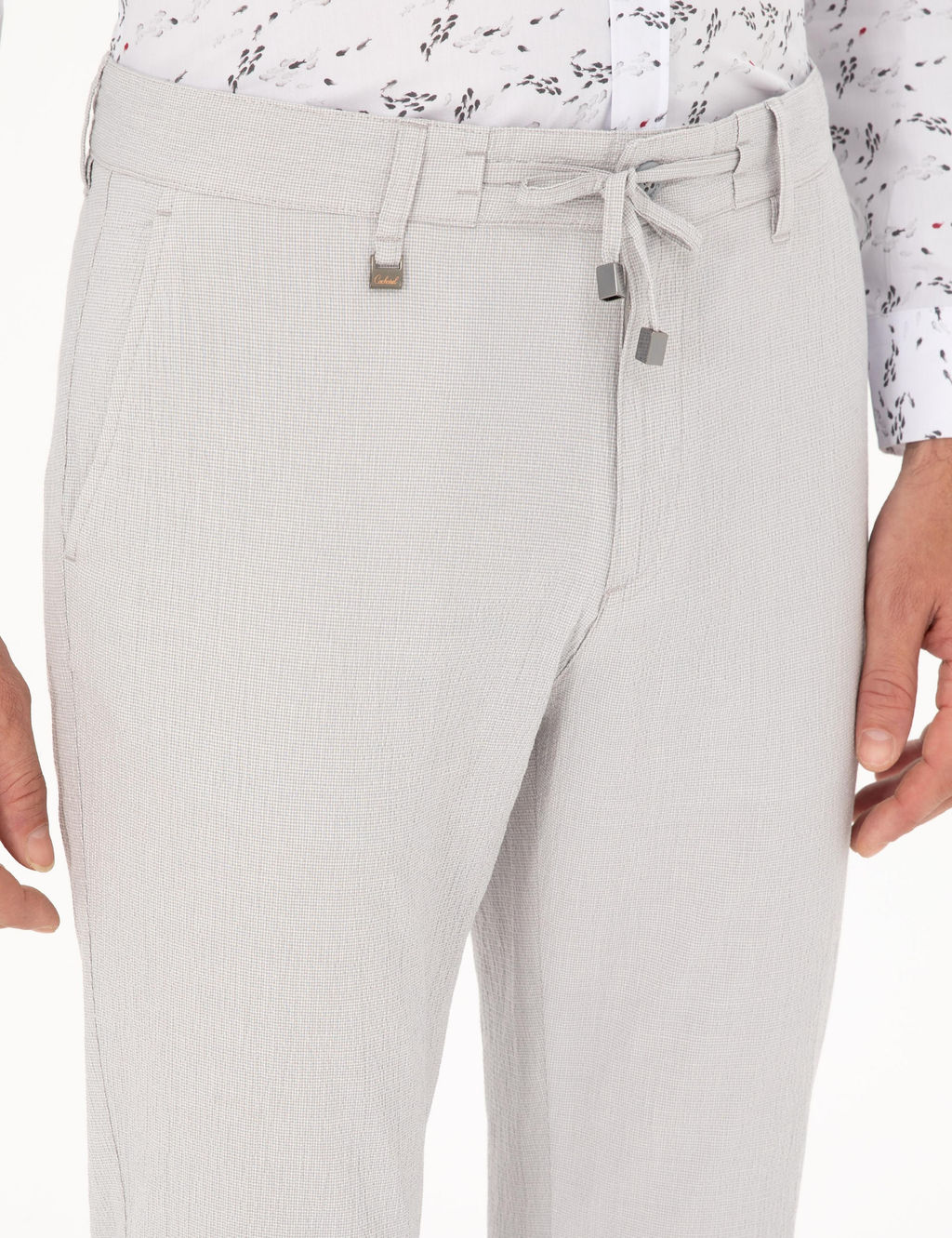 Светло-серые узкие брюки из плотной ткани с кружевом на талии - Cacharel фото 5