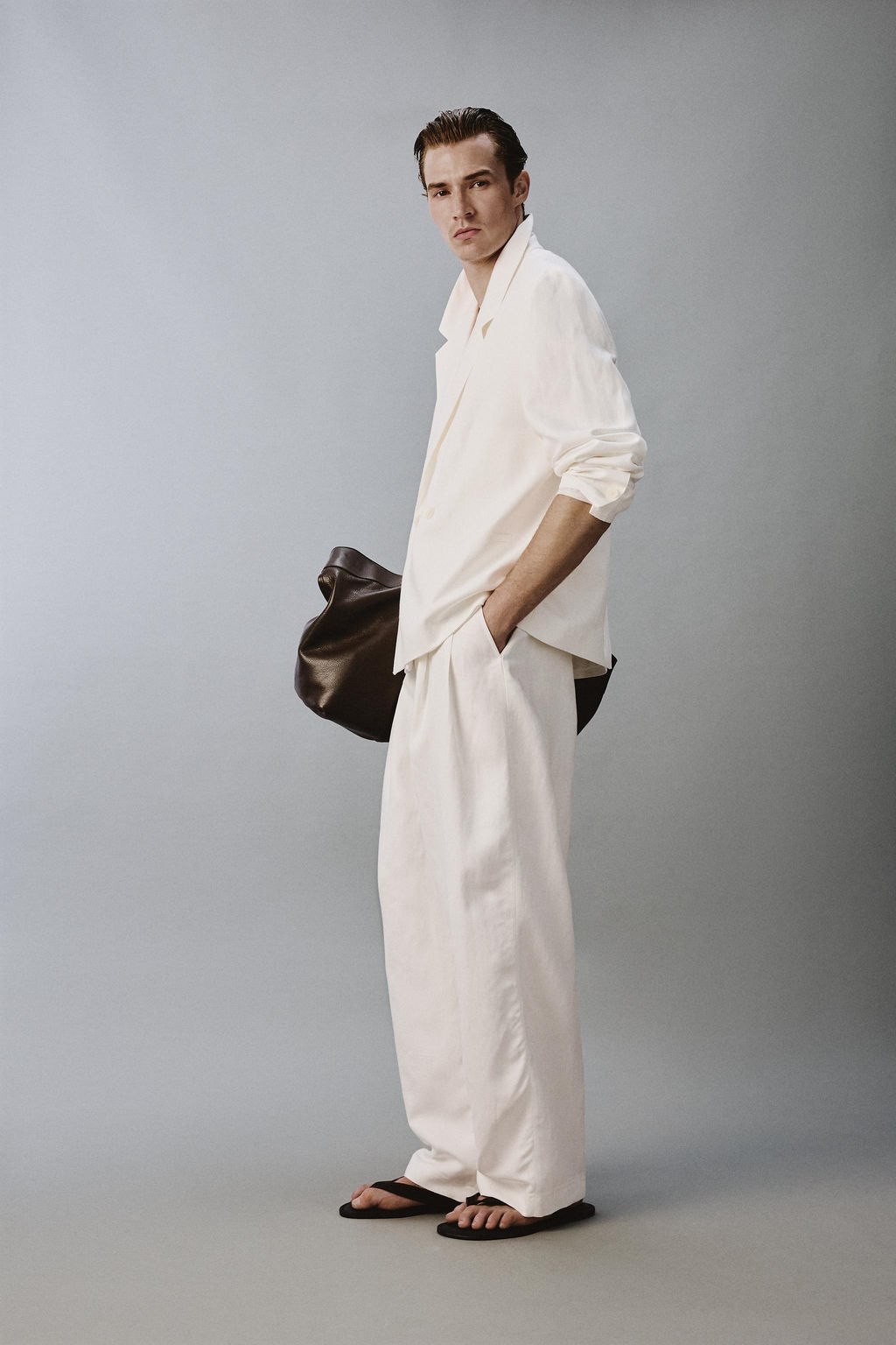 PANTAL?N RELAXED FIT TRAJE VISCOSA - LINO / Blanco - Zara фото 4