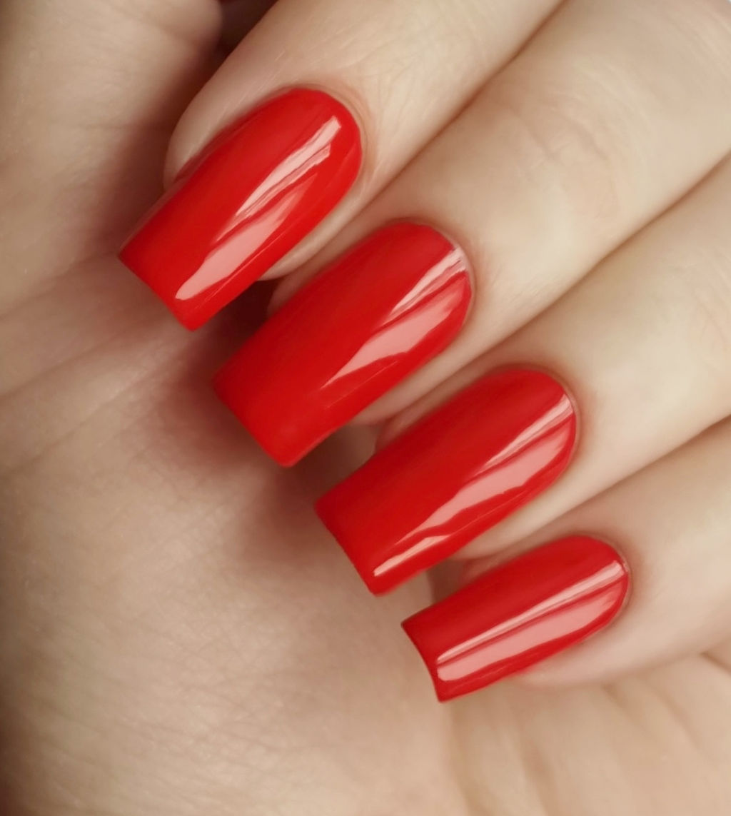 El Corazon 423/ 273 active Bio-gel Cream алый