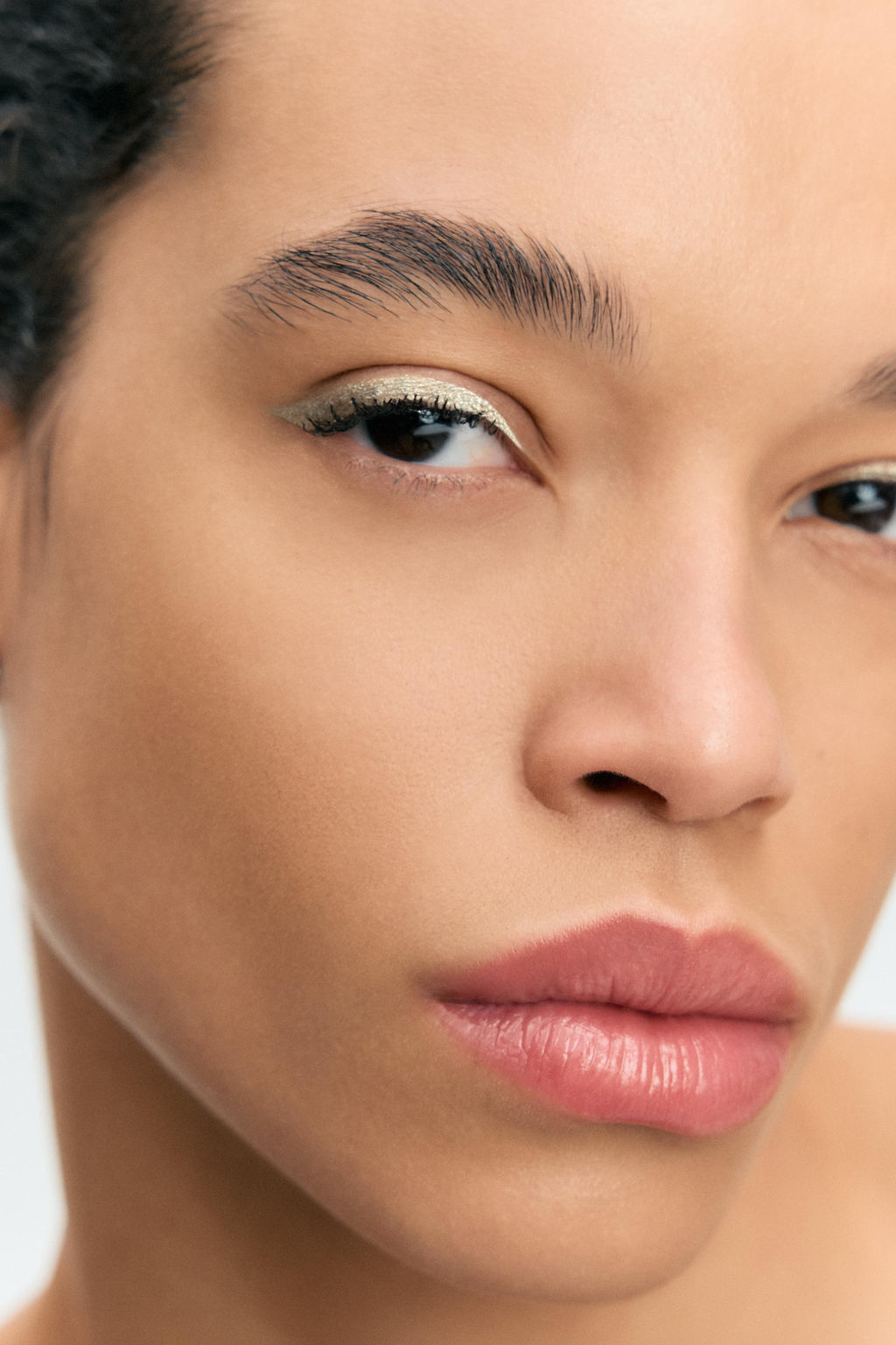 METALLIC GEL LINER - Zara фото 3