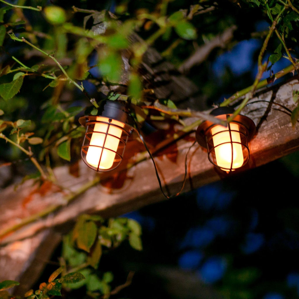USL-S-121/PT2500 LANTERNS Садовая гирлянда на солнечной батарее "Фонарики". 60 светодиодов. Эффект пламени. 1*АА Ni-Mh аккумулятор в/к. IP44. TM Uniel