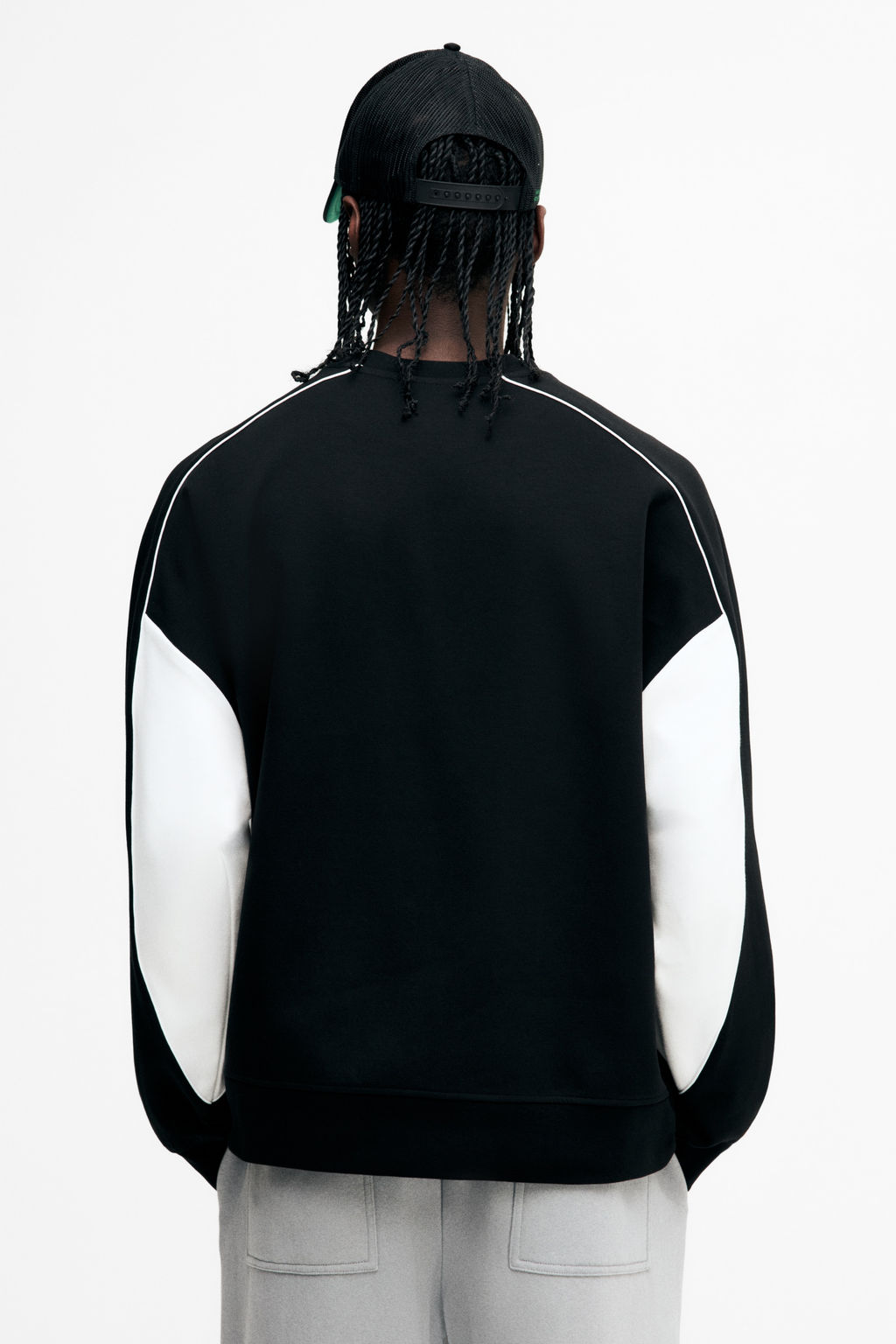 Sudadera efecto neopreno Loose Fit - H&m фото 4