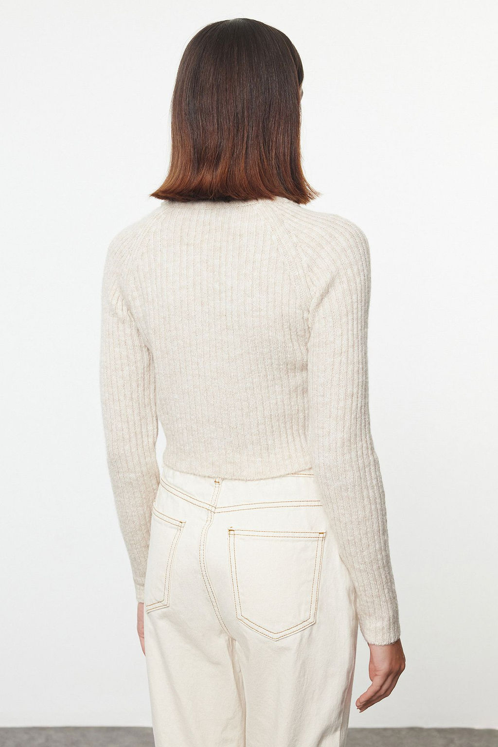 Gul Kurusu Crop Yumusak Dokulu Basic Triko Kazak TWOAW22KZ1453 - Trendyolmilla фото 13