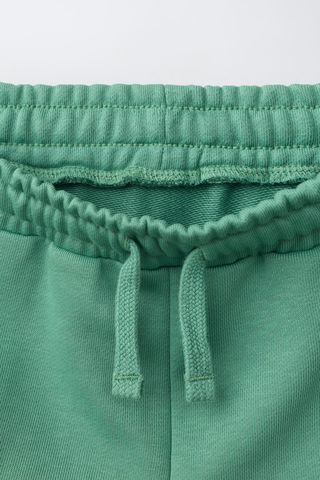 BERMUDA JOGGING ESTAMPADA / Verde - Zara фото 6