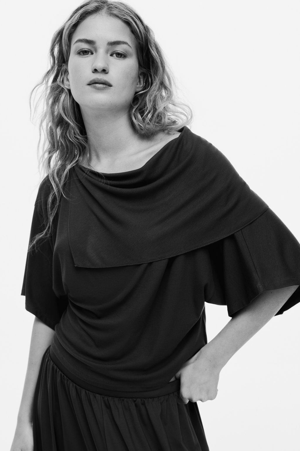 Cape-detail jersey top - H&m фото 5
