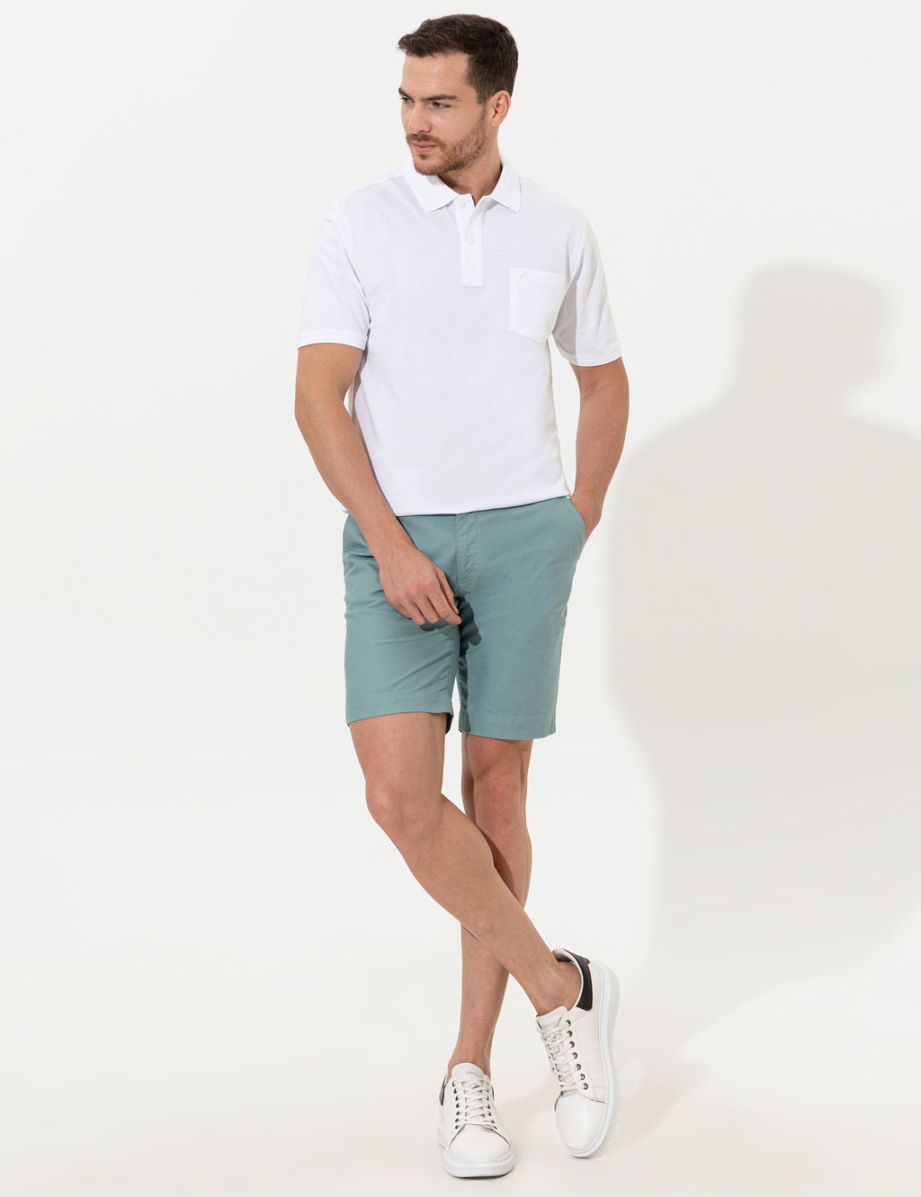 Beyaz Regular Fit Polo Yaka Basic Ti__rt