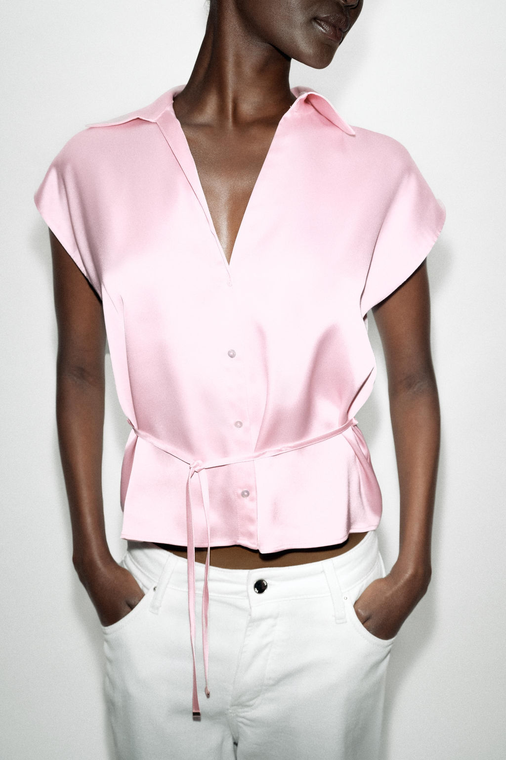 CAMISA SATINADA MANGA CORTA CINTUR?N / Rosa