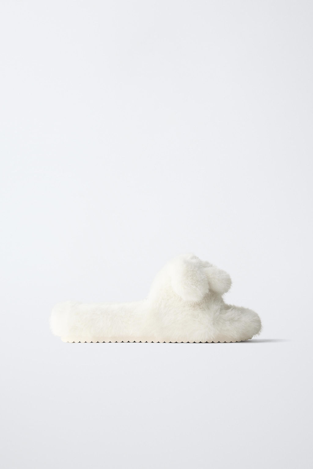 CINNAMOROLL SANRIO SLIPPERS