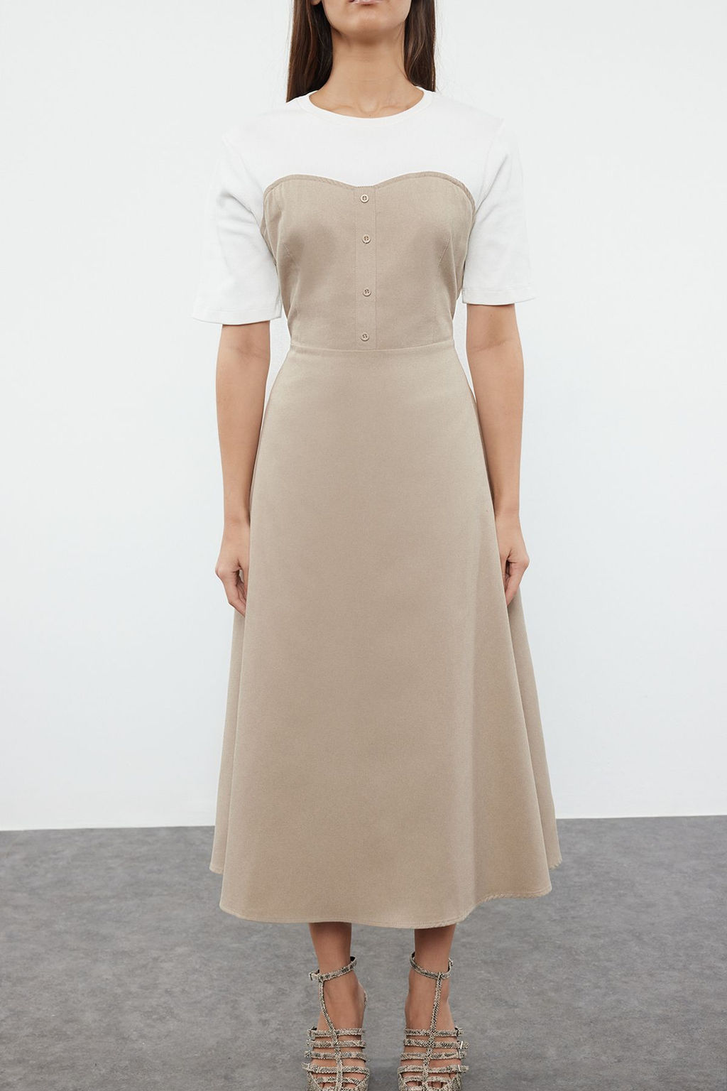 TRENDYOLMILLA Siyah Duz Midi Dokuma Elbise TWOAW25EL00162