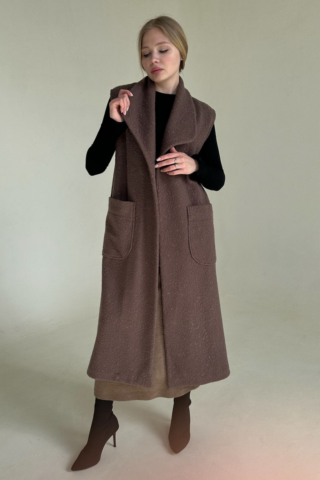 Жилет LAMB079/01/Кофейный - M&G all natural фото 3