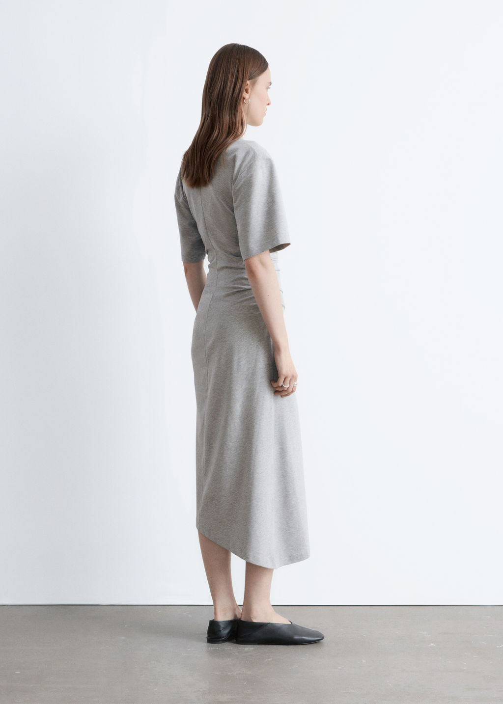Vestido midi asim?trico tipo camiseta - H&m фото 6
