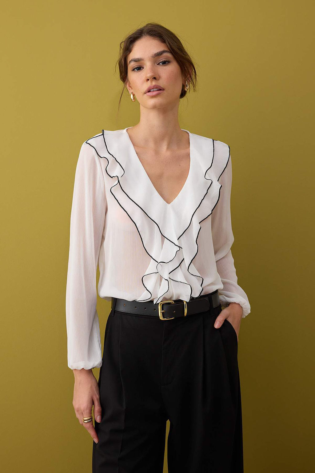 Ekru Contrast Biyeli Boho Dokuma Bluz TWOAW26BZ00144