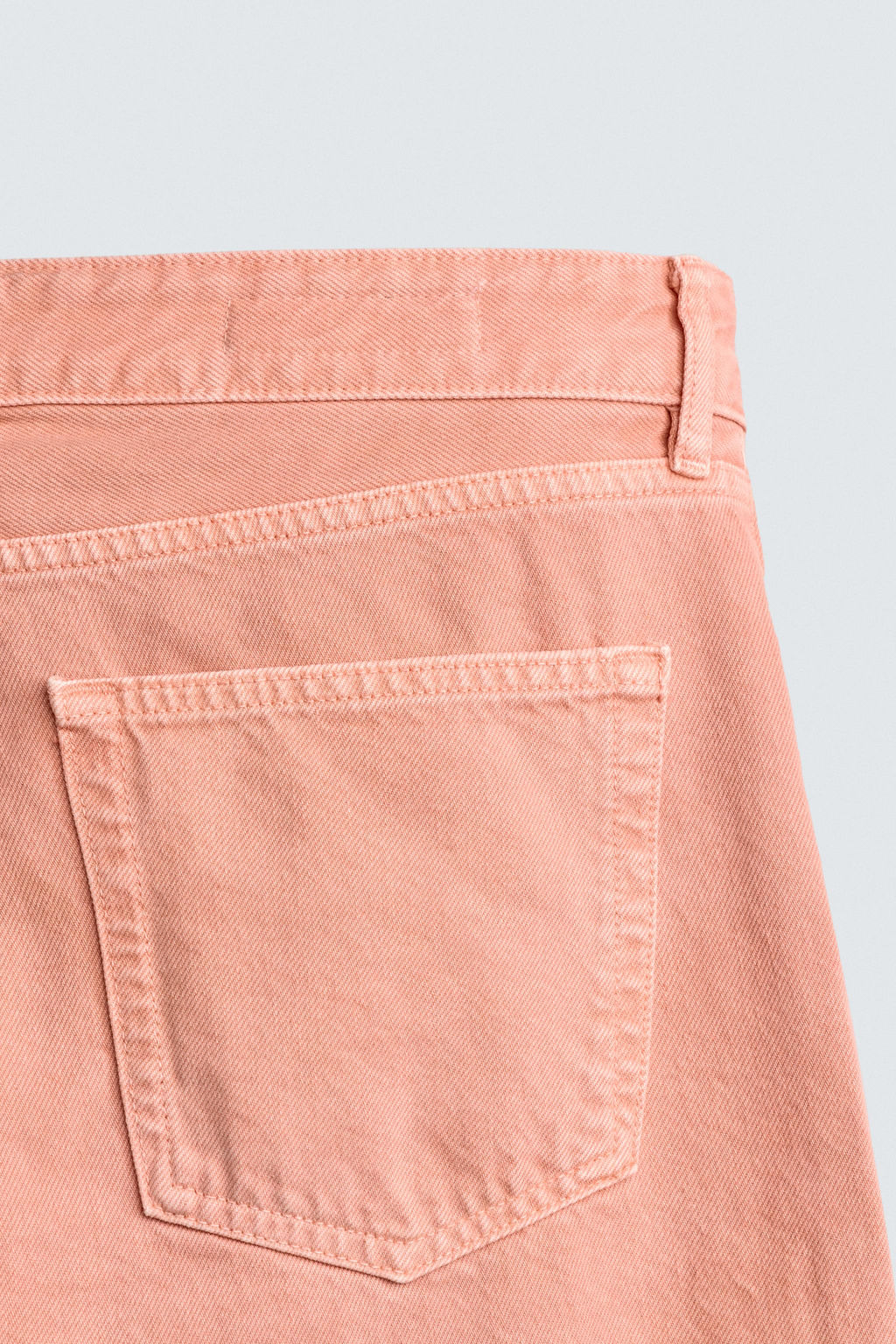 JEANS FLARE FIT / Rosa