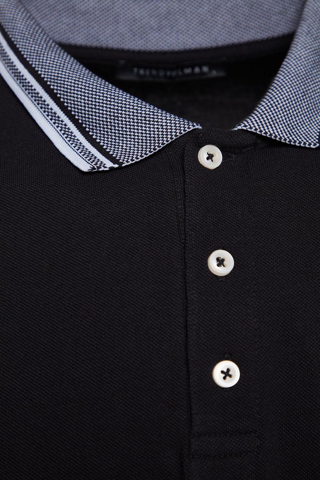 Beyaz Slim/Dar Kesim %100 Polo Yaka T-shirt TMNSS22PO00014