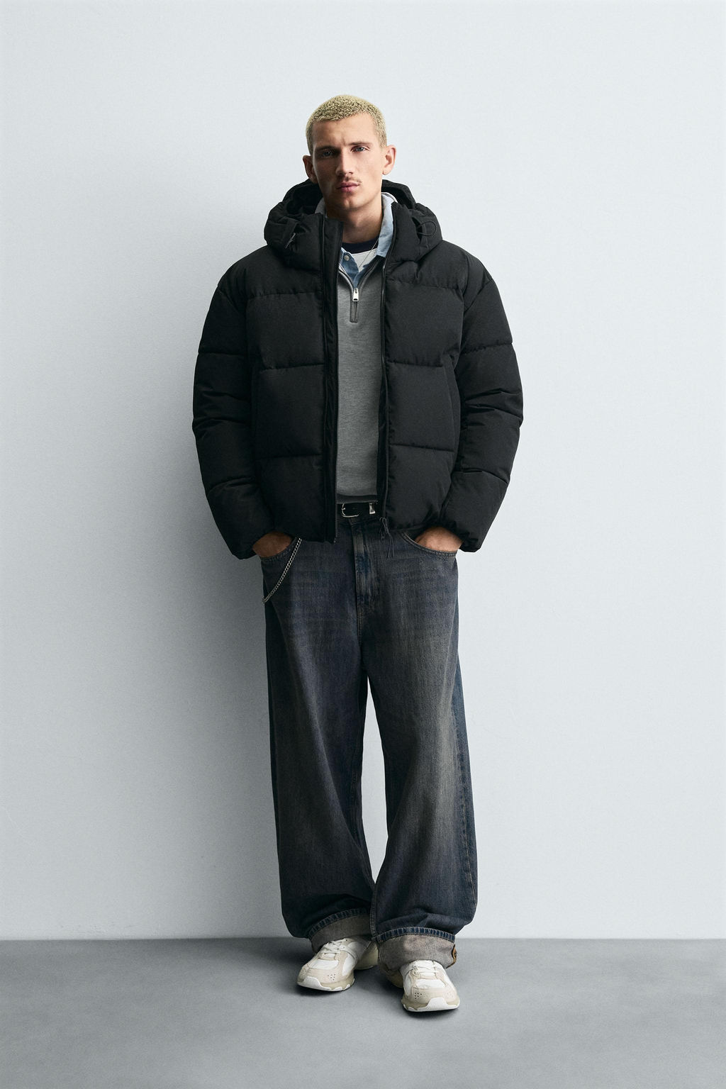 HOODED PUFFER JACKET
