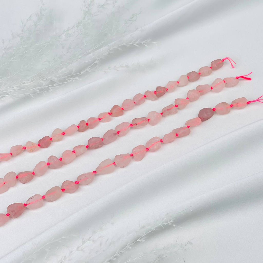 Бусины для украшений из необработанного Розового кварца 40 см