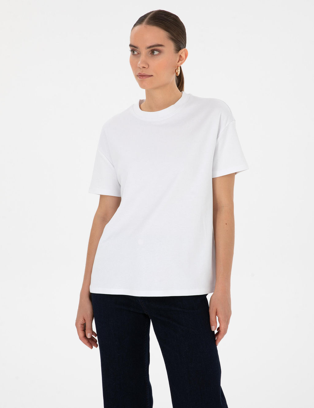 Beyaz Oversize Basic Ti__rt