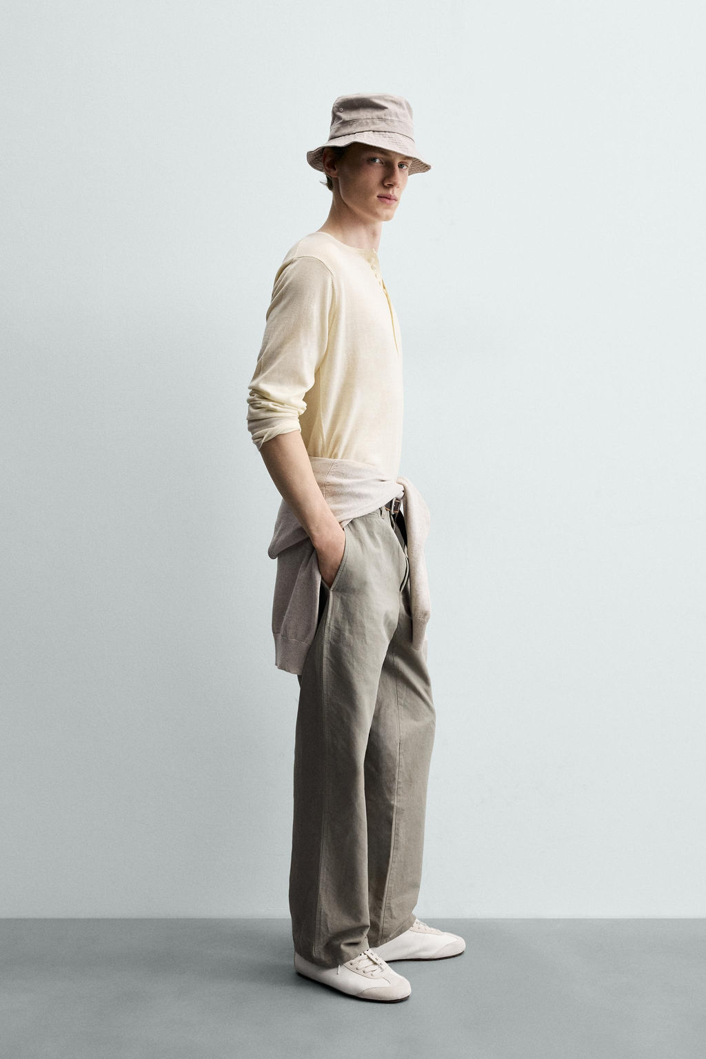 PANTAL?N RELAXED FIT TRABILLA / Verde gris - Zara фото 4