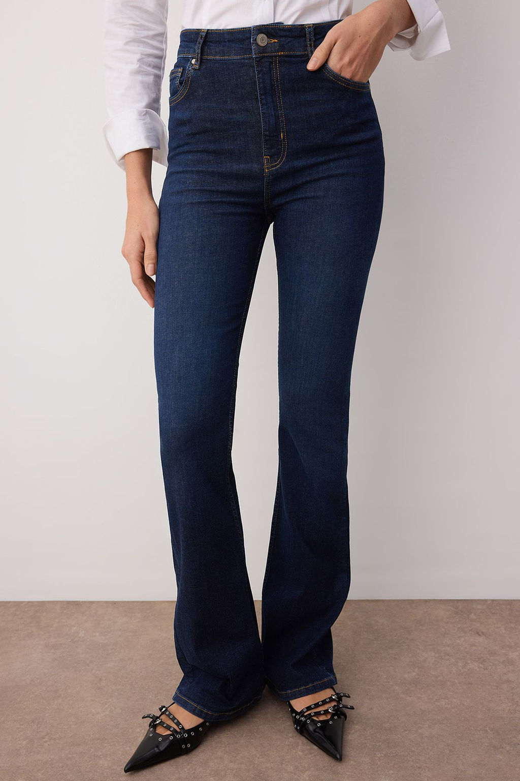 Koyu Mavi Yuksek Bel Flare Jeans TWOSS25JE00052 - Trendyolmilla фото 3