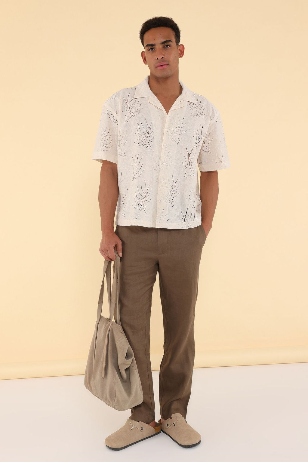 TRENDYOL MAN Ekru Unisex Nak?s Brode Detayl? Yazl?k Boxy Fit Gomlek TMNSS25GO00044 - Trendyolmilla фото 2