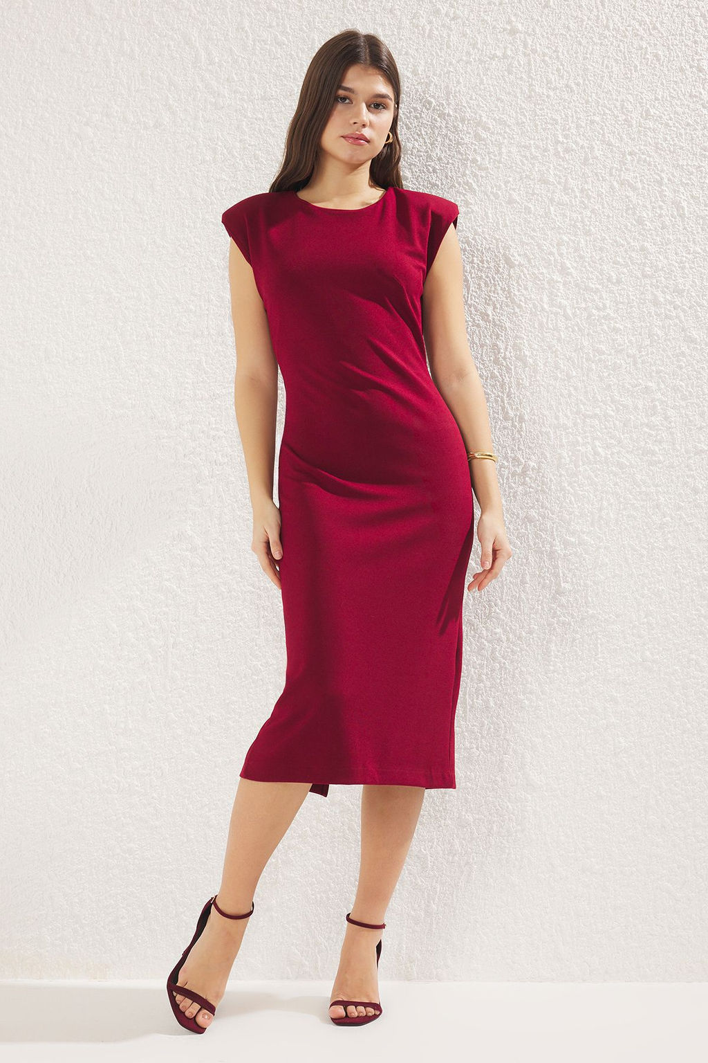 TRENDYOLMILLA Siyah Fitted/Vucuda Oturan Vatkal? Esnek Midi Orme Elbise TWOSS25EL00113  фото 4