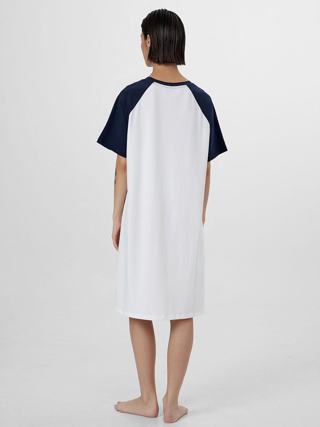 Сорочка ночная женская белая с надписью Bloom&Grow - Mark formelle фото 2