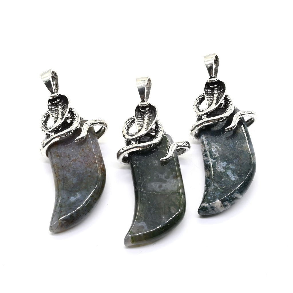 Подвеска с агатом в металле Клык 30*65мм