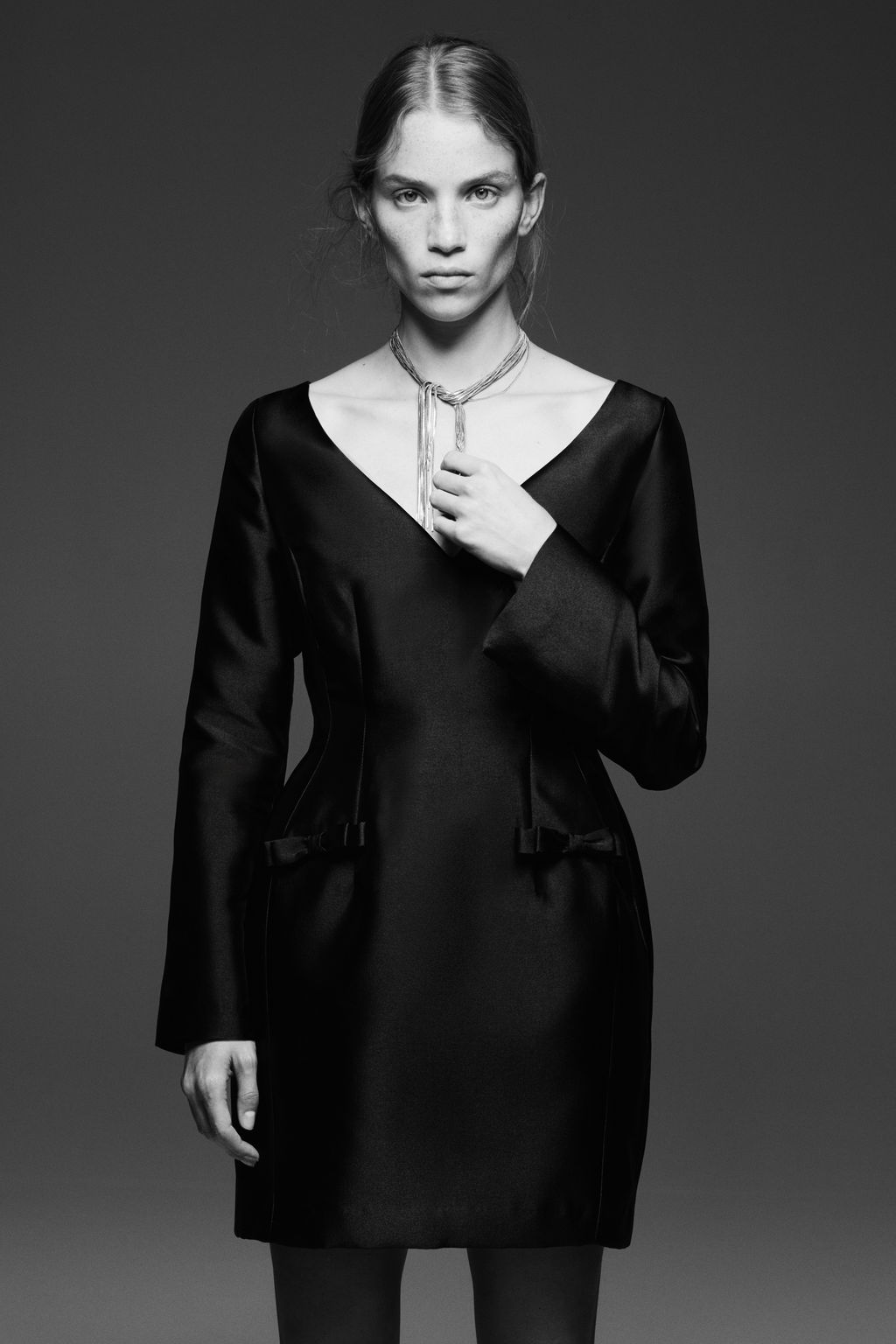 Vestido de sarga con silueta reloj de arena - H&m фото 2