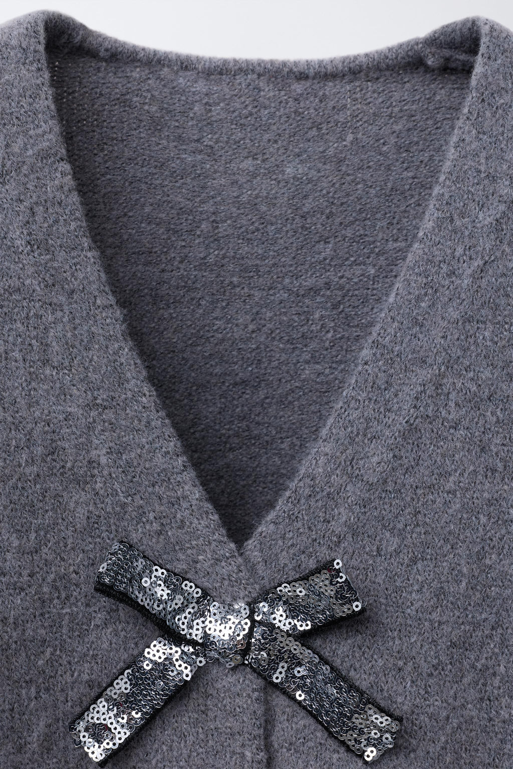 V-NECK KNIT CARDIGAN WITH SHIMMERING BOWS - Zara фото 3