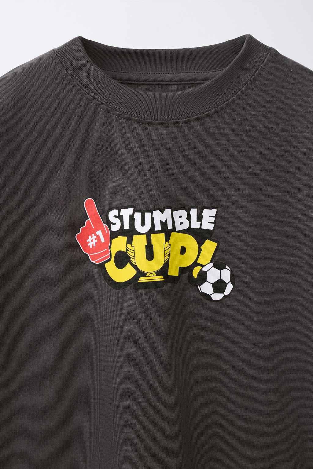 CAMISETA STUMBLE GUYS   SCOPELY / Gris antracita