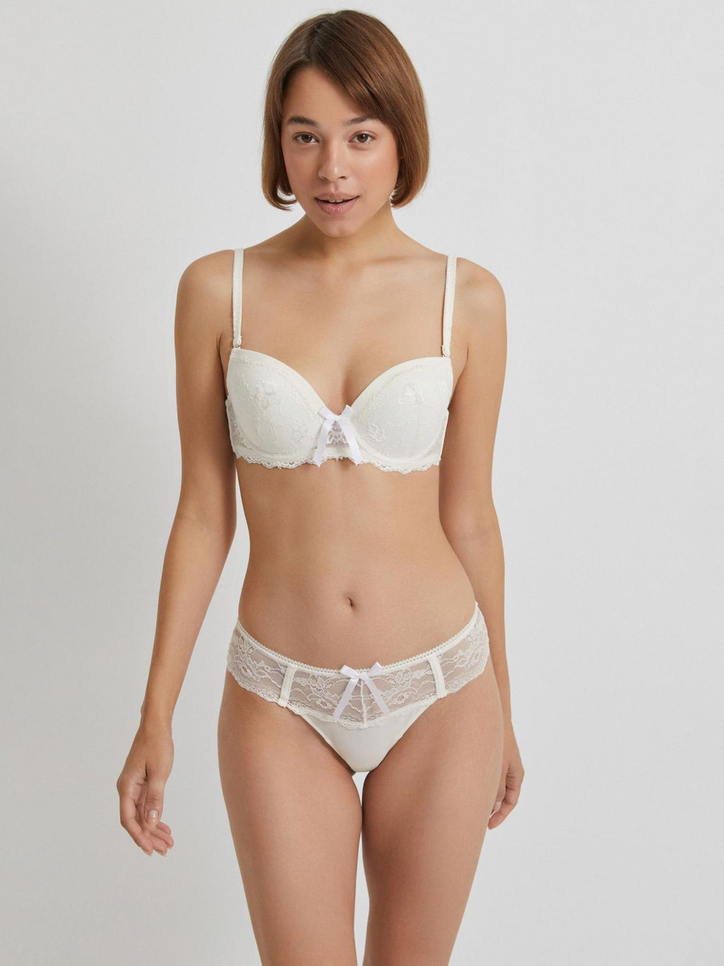 Infinity Lingerie /Трусы стринг жен Versailles молочный  фото 3