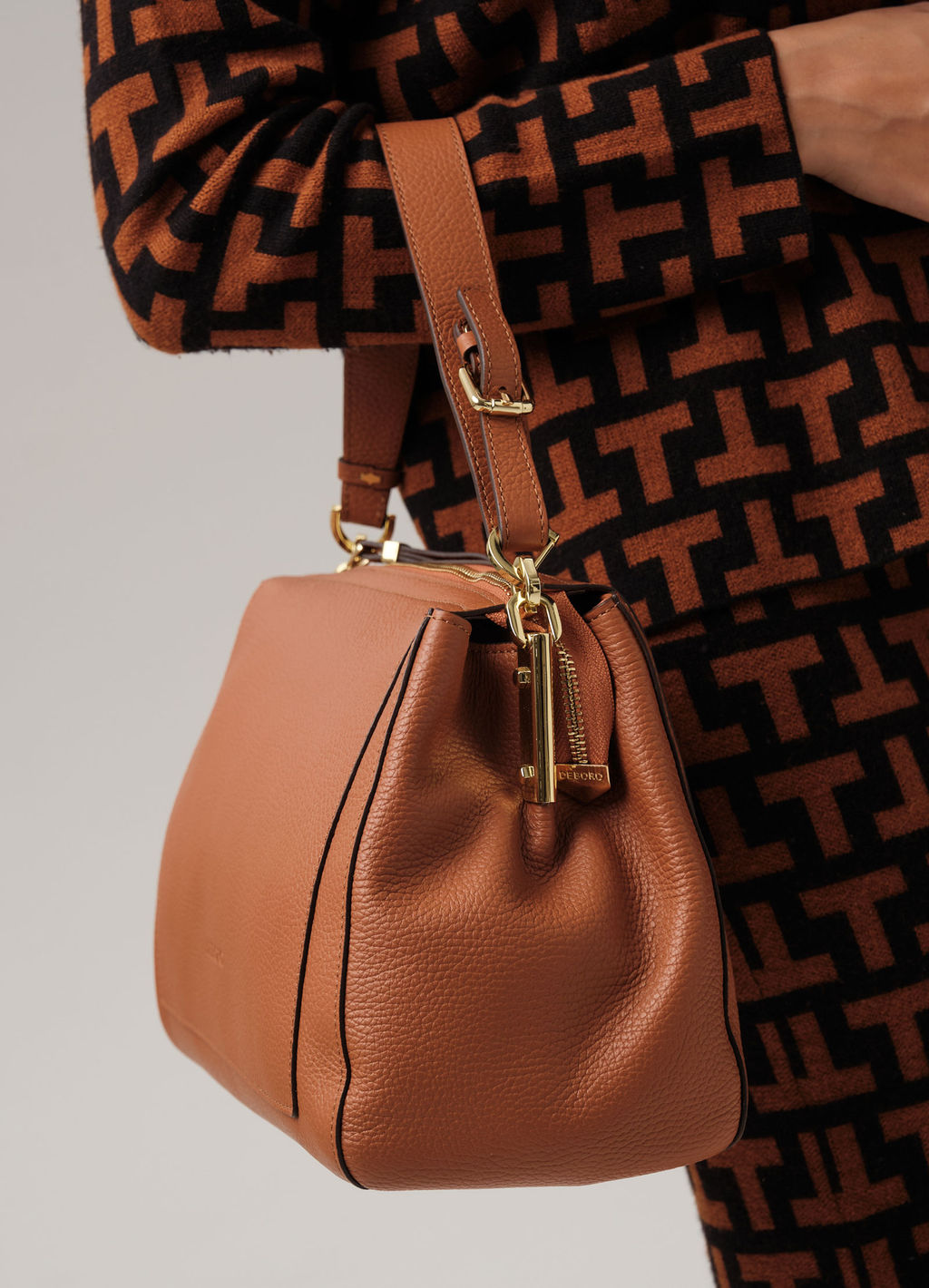 Сумка Deboro 31097 коричневый камень