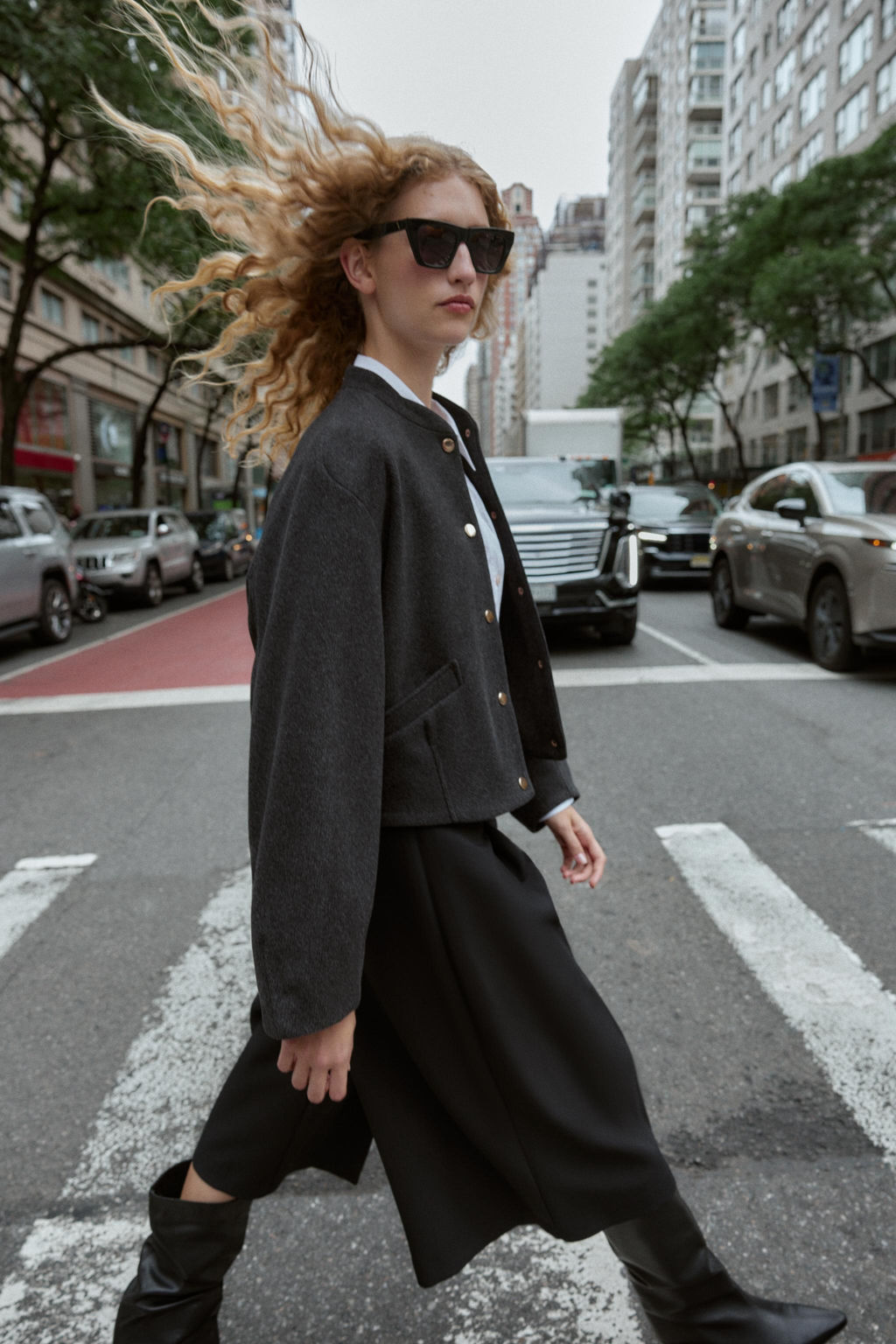 LONG BERMUDA SHORTS WITH CONTRAST STITCHING - Zara фото 3