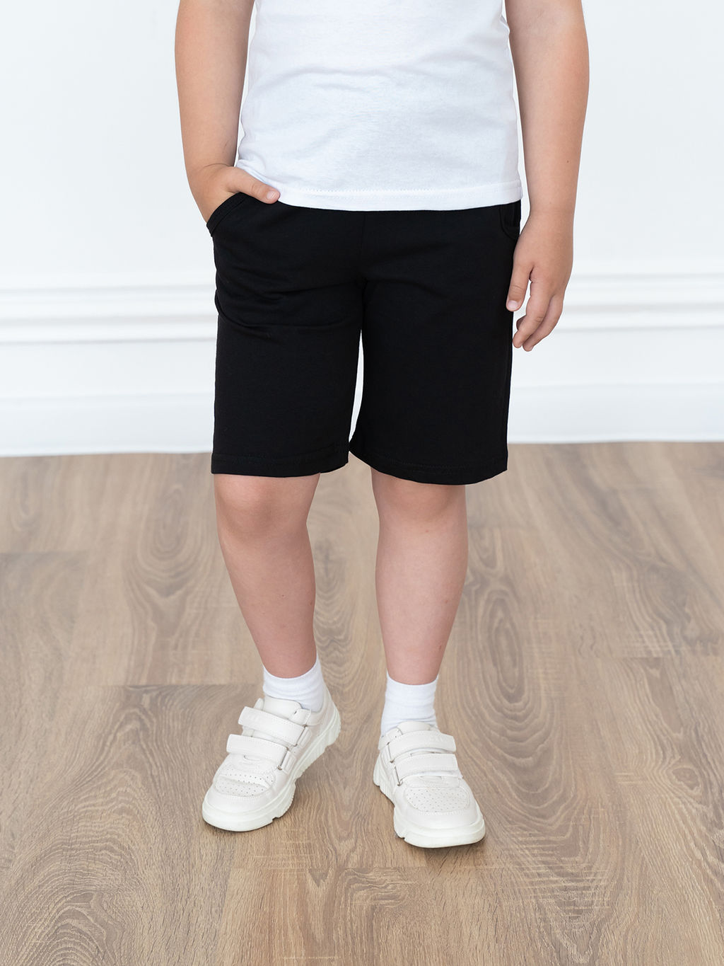 Шорты детские черные с карманами 403 (134, 68)