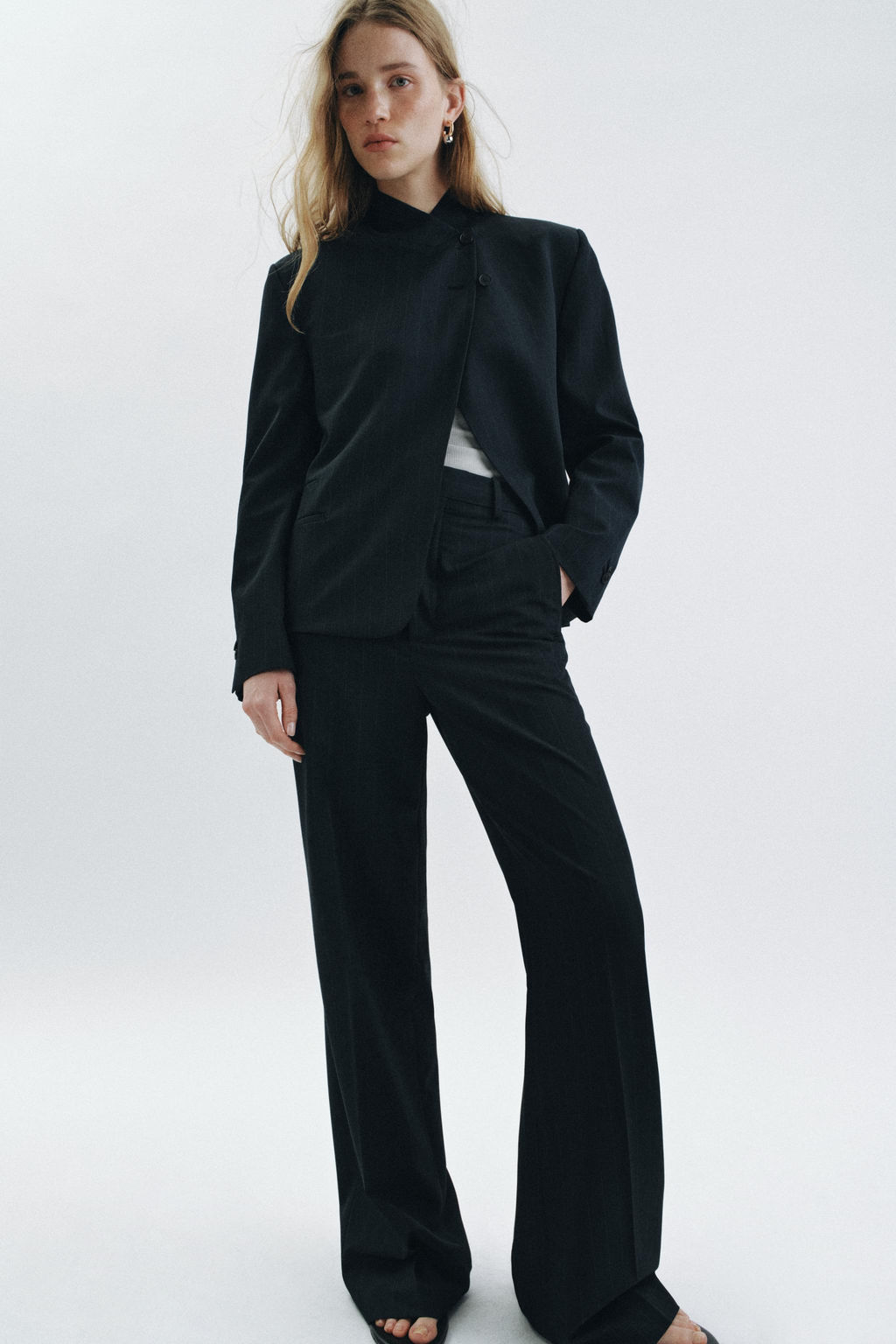 HIGH NECK PINSTRIPE BLAZER ZW COLLECTION - Zara фото 19